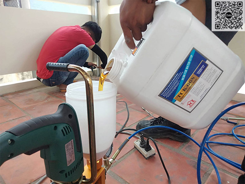 MÁY BƠM KEO CHỐNG THẤM TCK-700 - THIẾT BỊ CHUYÊN DỤNG SỬ DỤNG CÔNG NGHỆ PIT TÔNG